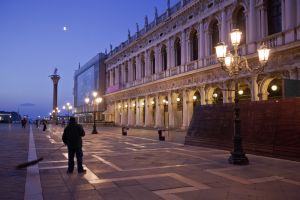 Piazza San Marco image 3 street cleaning sm.jpg